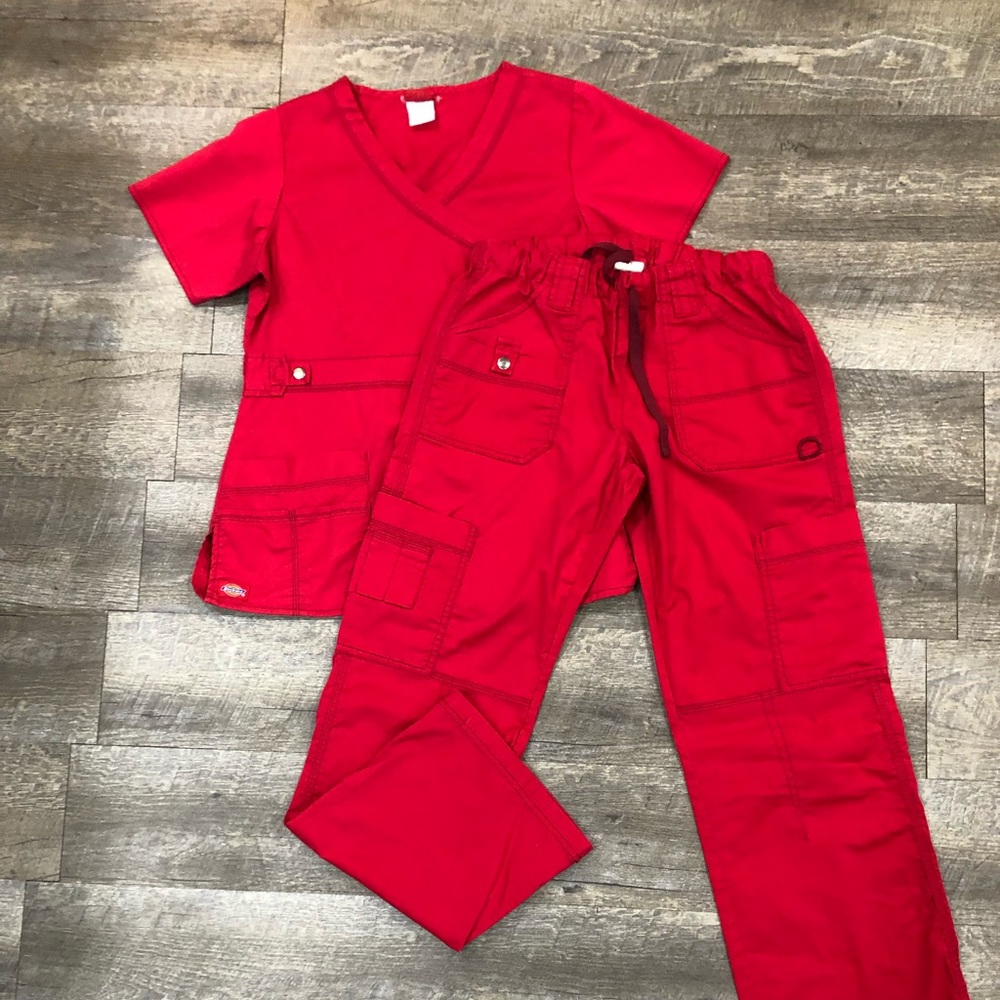 Dickies brand Scrubs set